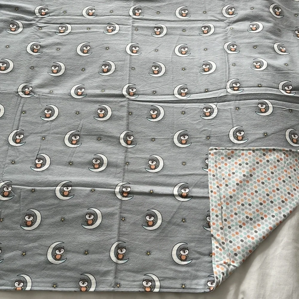 Gray owl baby flannel receiving blanket - Picture 4 of 8